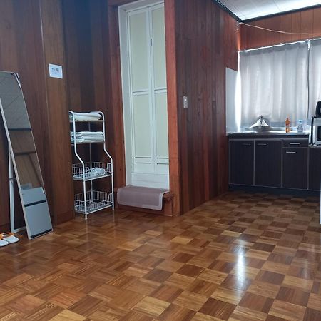 Luck House Guest Huose Apartment Osaka Ngoại thất bức ảnh
